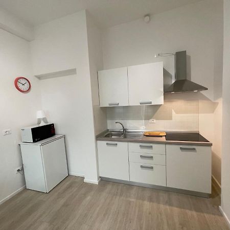 Residence Wally Bilocale Piano Terra - Agenzia Cocal Caorle Buitenkant foto
