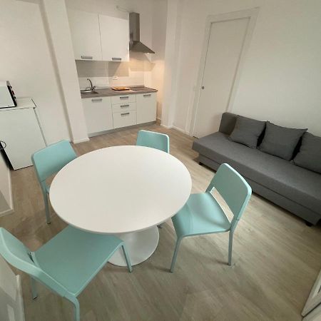 Residence Wally Bilocale Piano Terra - Agenzia Cocal Caorle Buitenkant foto