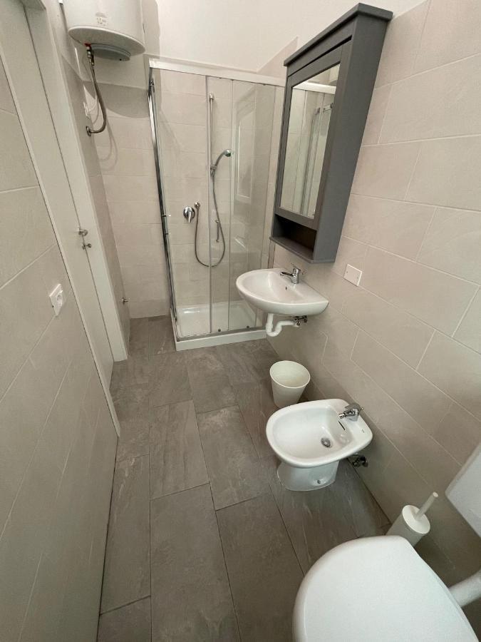 Residence Wally Bilocale Piano Terra - Agenzia Cocal Caorle Buitenkant foto